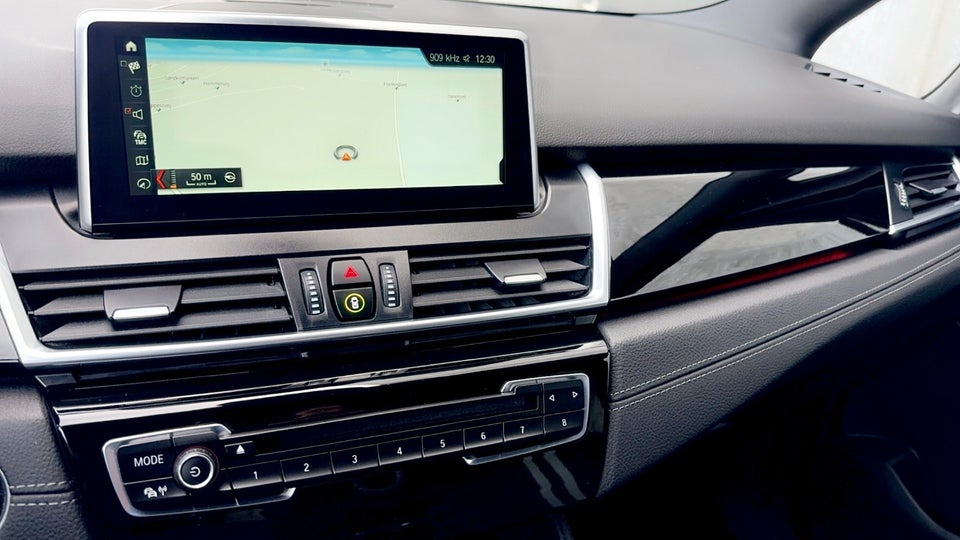 BMW 218i 1,5 Gran Tourer Sport Line aut. 7prs 5d