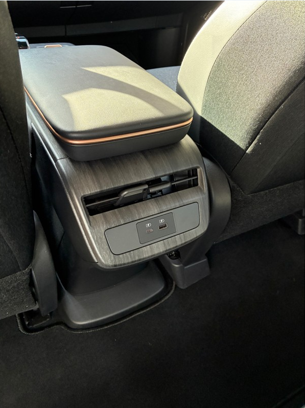 Nissan Ariya 63 Advance 5d