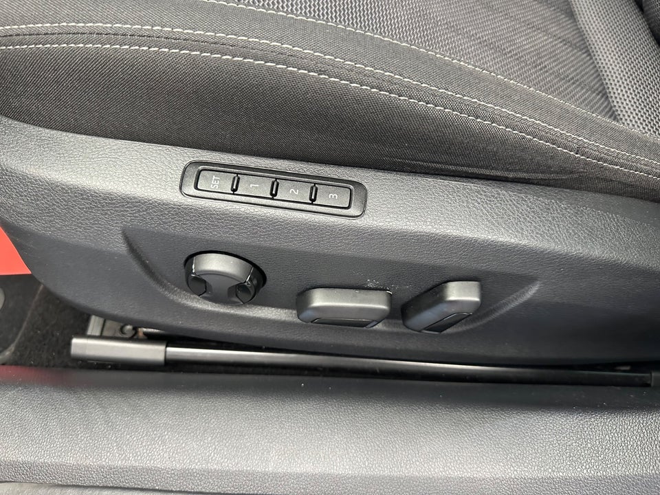 Skoda Superb 1,4 TSi iV Combi DSG 5d