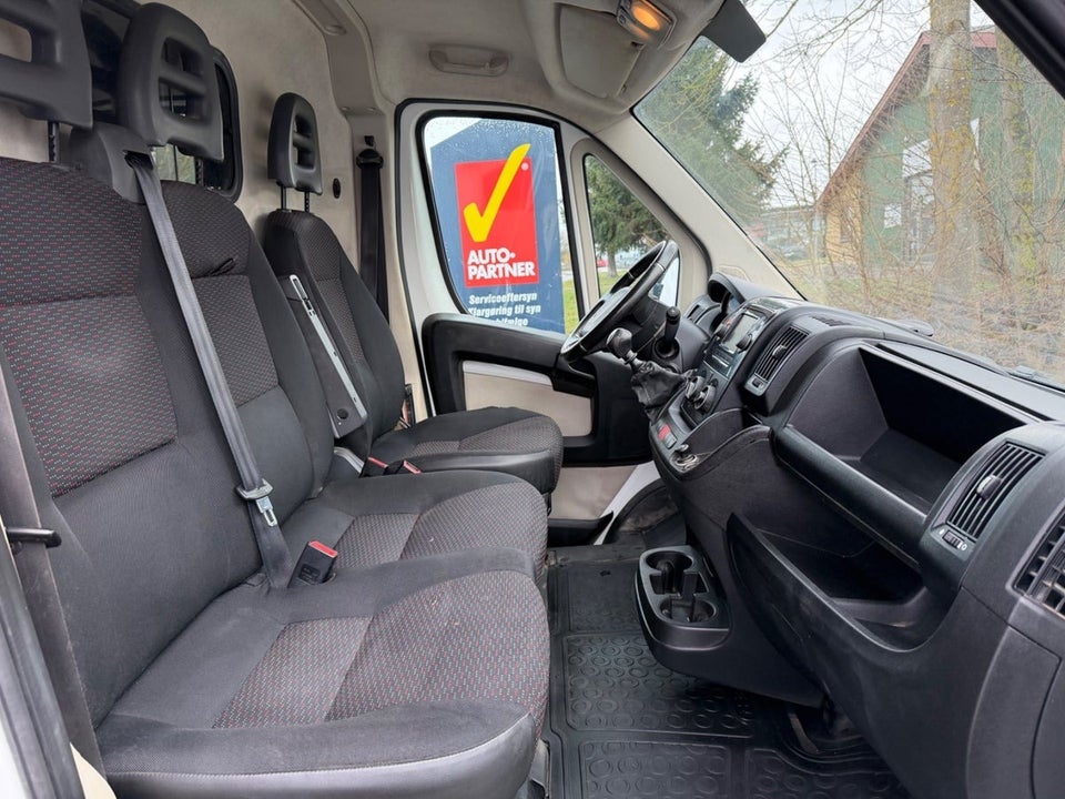 Peugeot Boxer 335 2,0 BlueHDi 163 L2H2 Premium