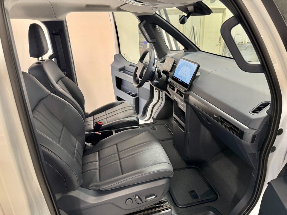 Kia PV5 71 Long Range Upgrade 5d