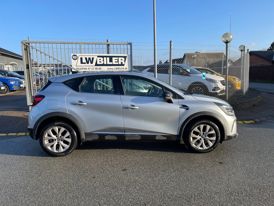 Renault Captur 1,6 E-Tech Intens 5d