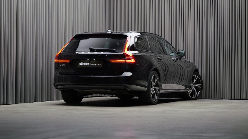 Volvo V90 2,0 T6 ReCharge R-Design aut. AWD 5d