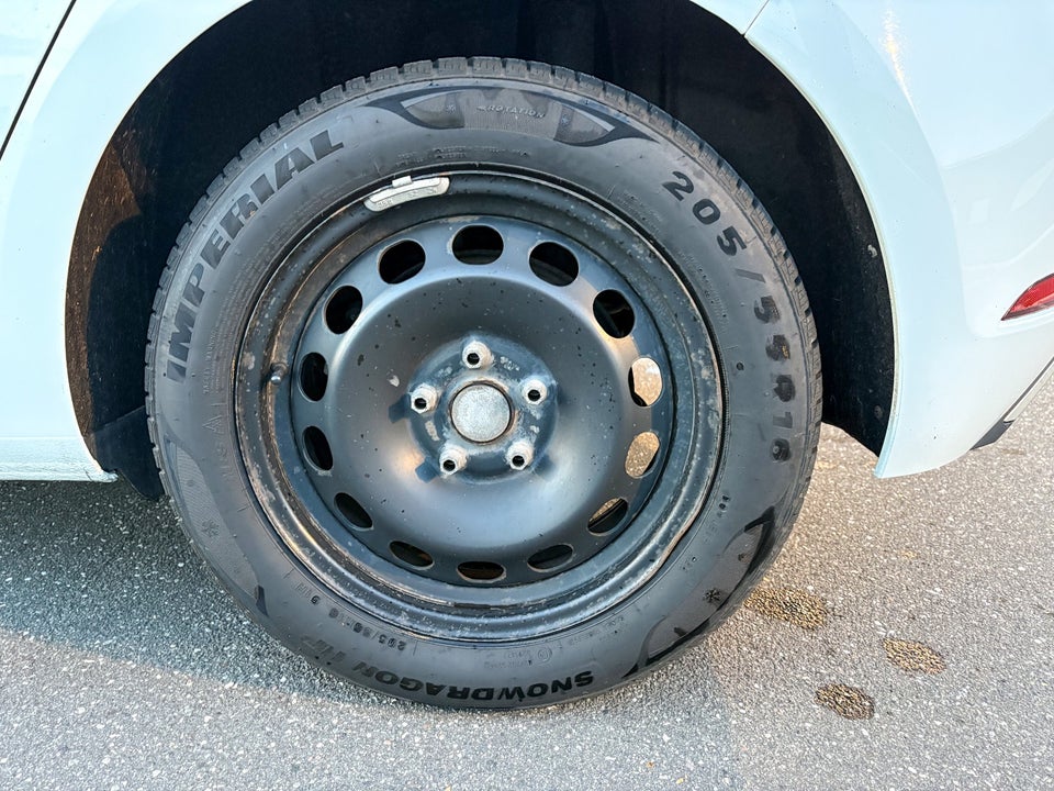 VW Golf VII 2,0 TDi 150 Comfortline Connect DSG Van 5d