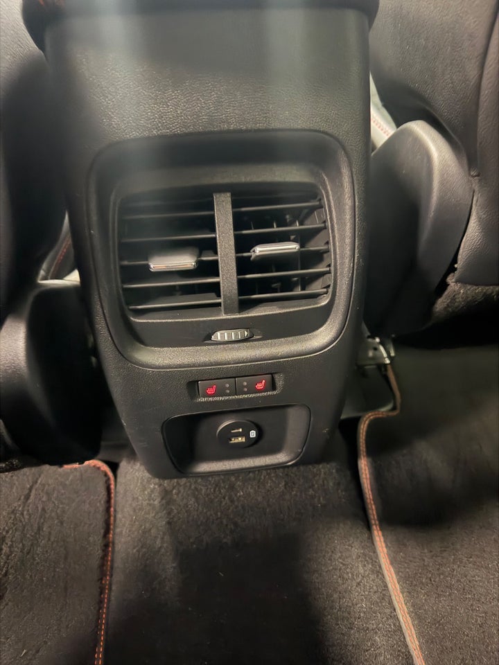 Ford Kuga 2,5 PHEV ST-Line X CVT 5d