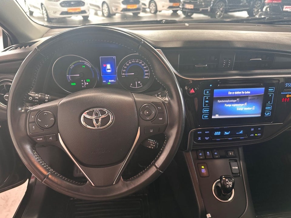 Toyota Auris 1,8 Hybrid H2 Comfort Touring Sports CVT Van 5d