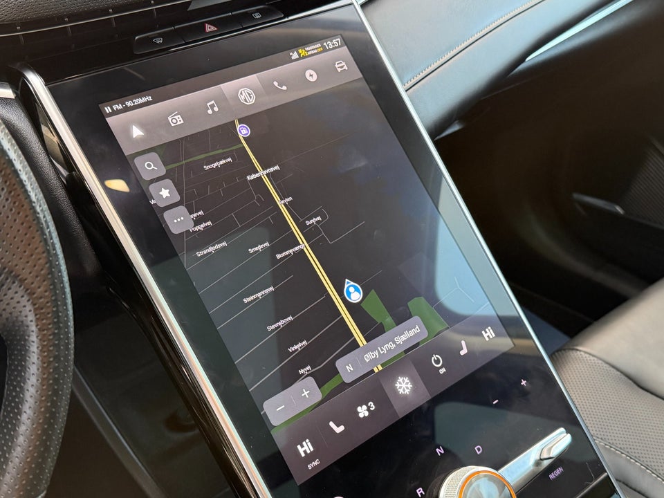 MG Marvel R Luxury 5d