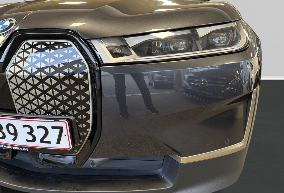 BMW iX xDrive40 M-Sport 5d