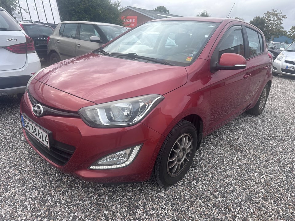 Hyundai i20 1,25 Comfort 5d