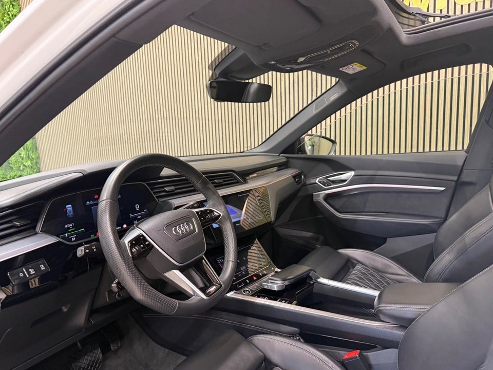 Audi e-tron 55 S-line quattro 5d