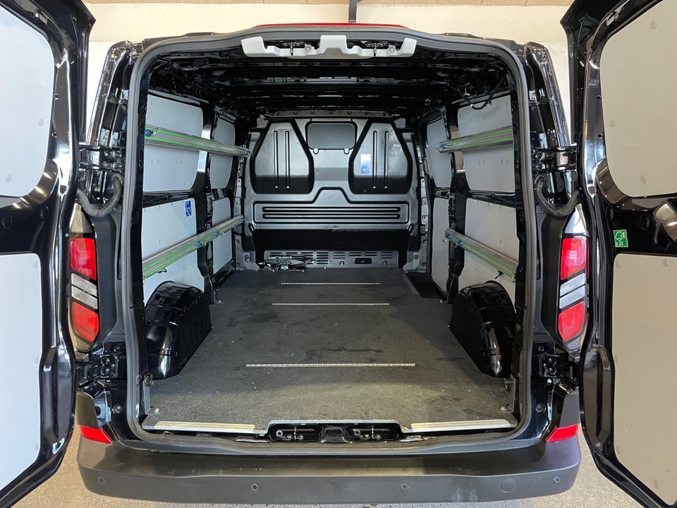 Ford Transit Custom 320L 2,0 EcoBlue Trend