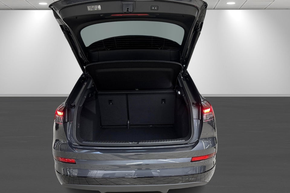 Audi Q4 e-tron performance 5d