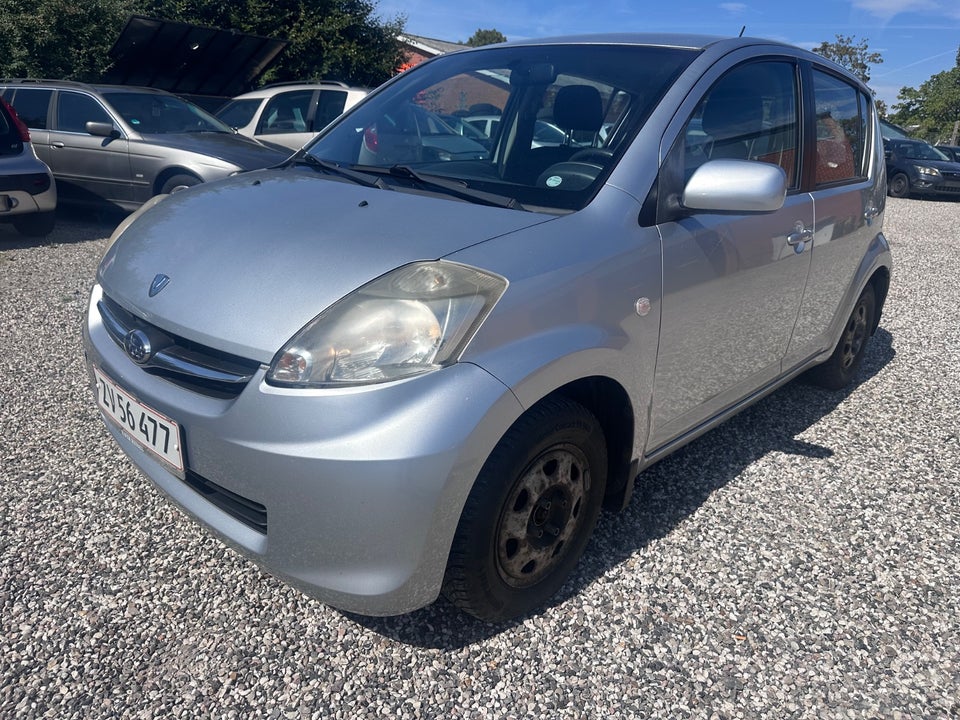 Subaru Justy 1,0  5d