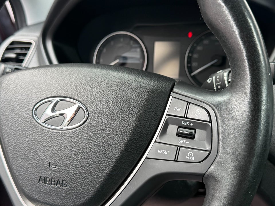 Hyundai i20 1,25 Trend 5d