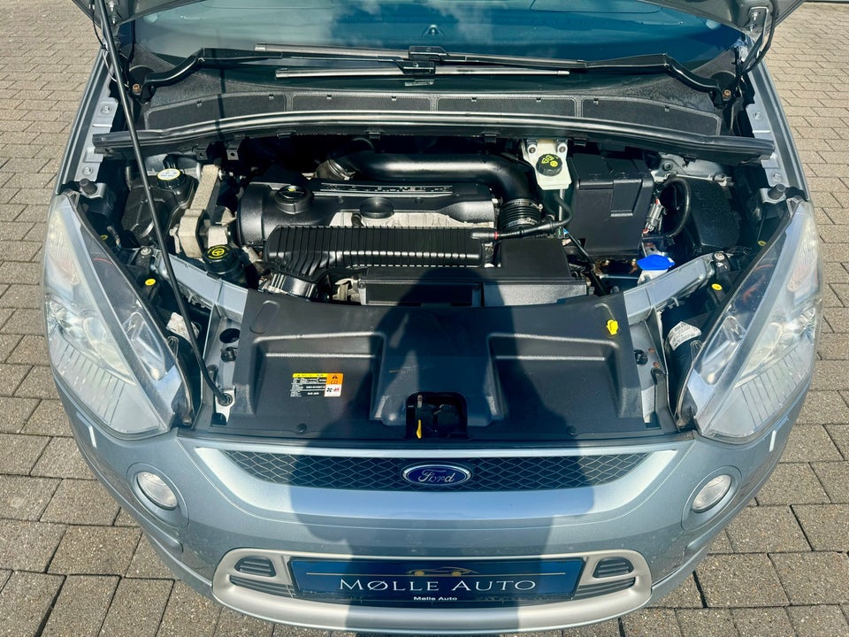 Ford S-MAX 2,5 20V Turbo Titanium 5d