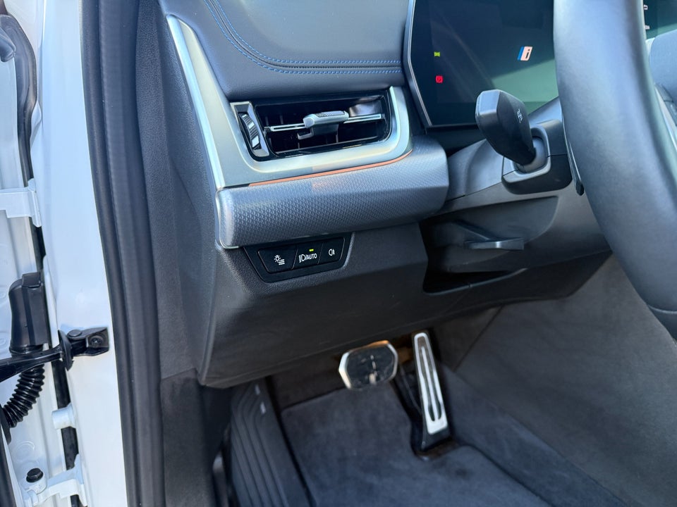 BMW iX1 eDrive20 M-Sport 5d