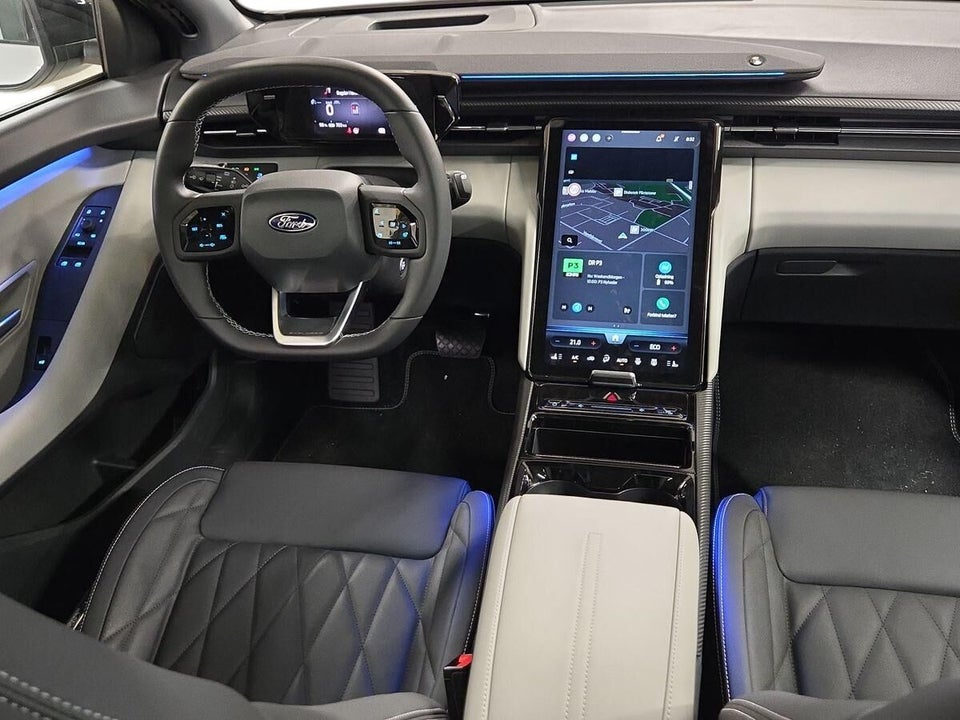 Ford Explorer 82 Premium Extended Range 5d