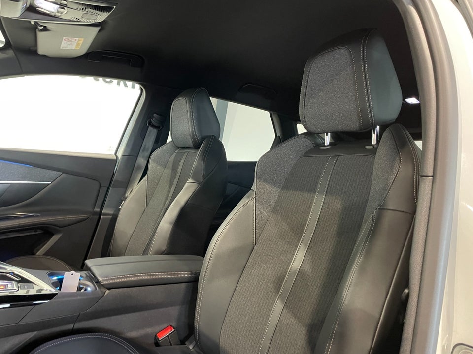Peugeot 3008 1,5 BlueHDi 130 GT Line EAT8 5d