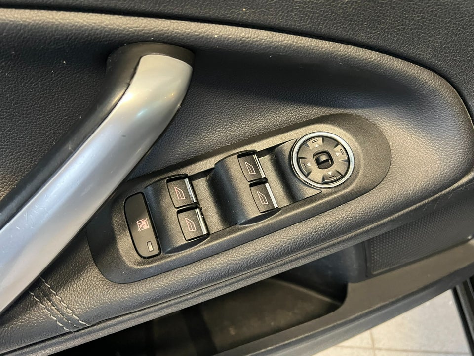 Ford Mondeo 1,6 Ti-VCT 125 Trend 4d