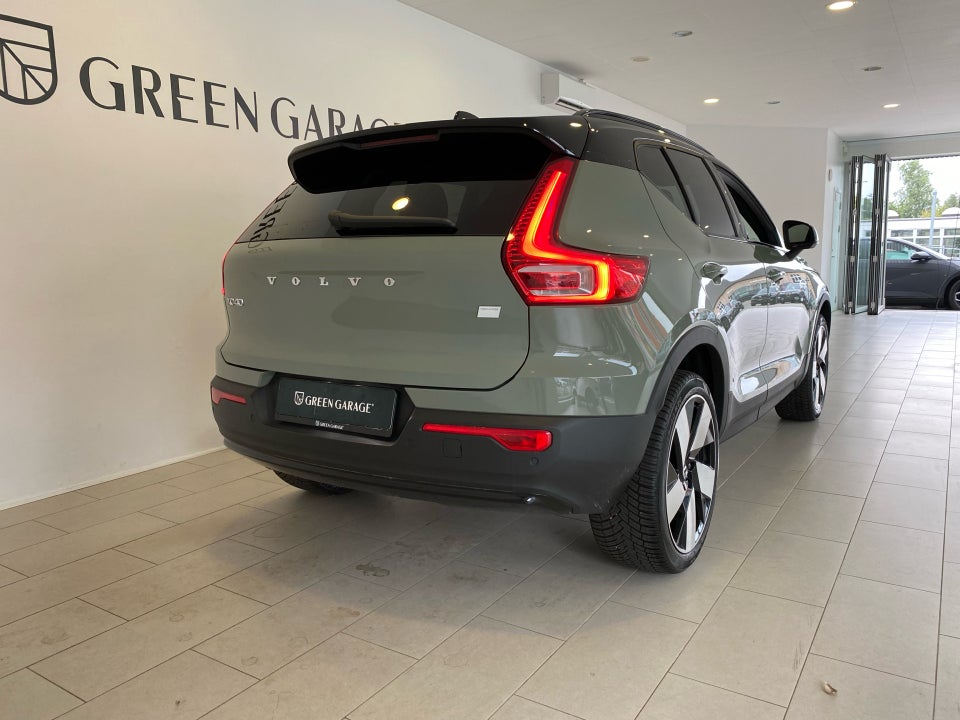 Volvo XC40 ReCharge Extended Range Plus 5d