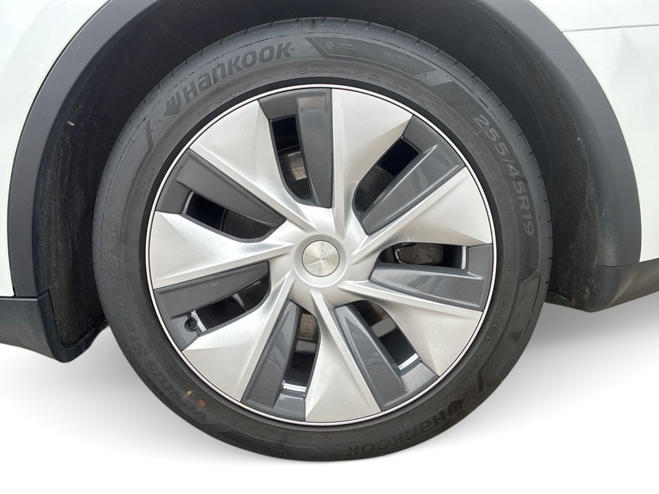 Tesla Model Y RWD 5d