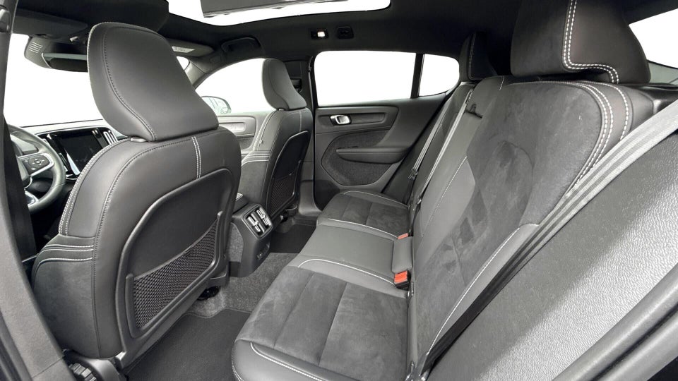 Volvo C40 ReCharge Extended Range Plus 5d