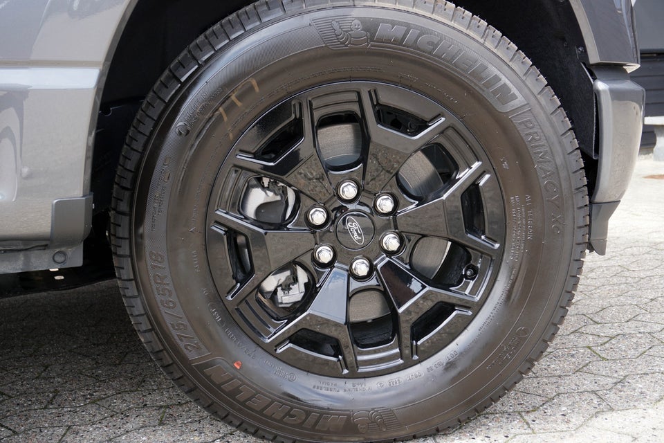 Ford F-150 Lightning XLT Standard Range 4d