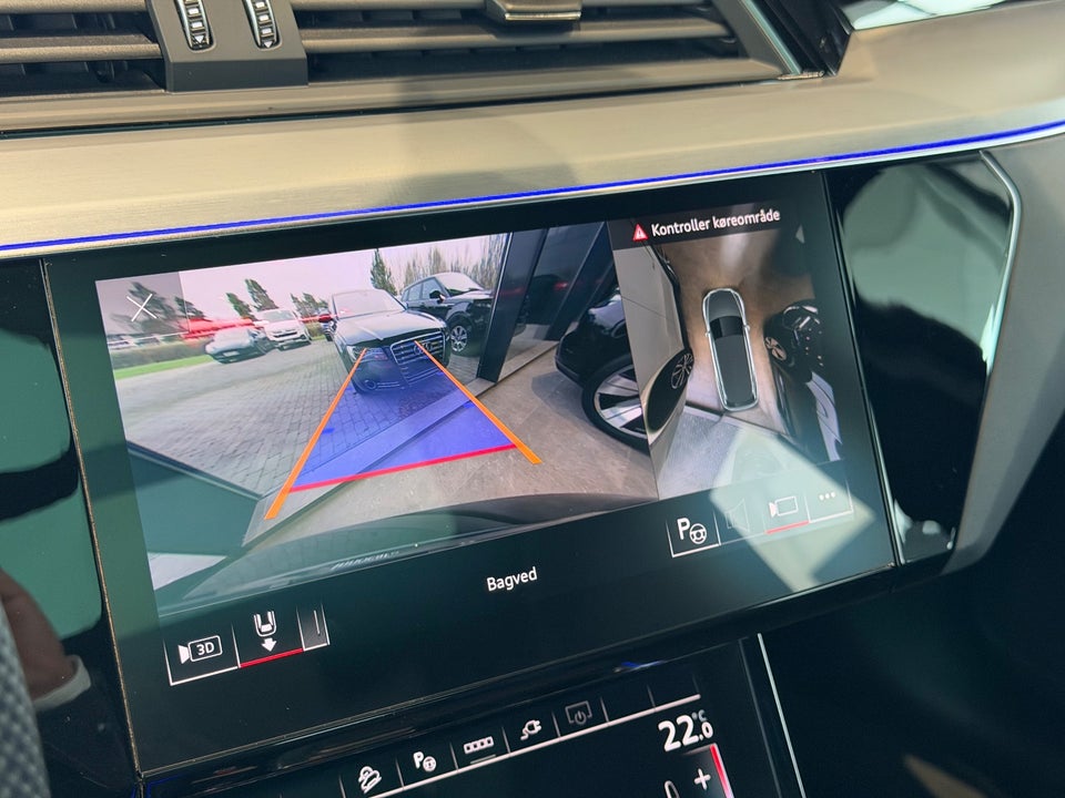 Audi Q8 e-tron 50 S-line quattro 5d