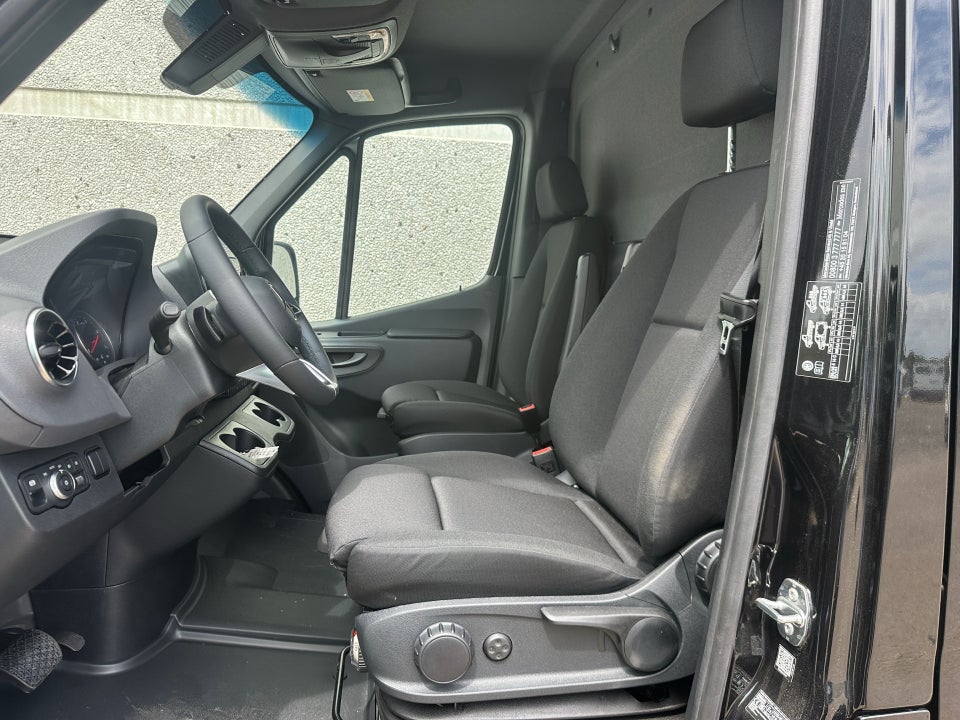 Mercedes Sprinter 317 2,0 CDi A2 Kassevogn SELECT RWD