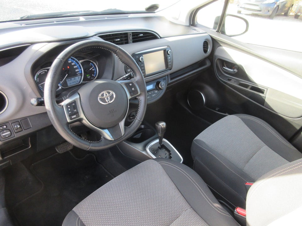 Toyota Yaris 1,5 Hybrid H2 e-CVT 5d