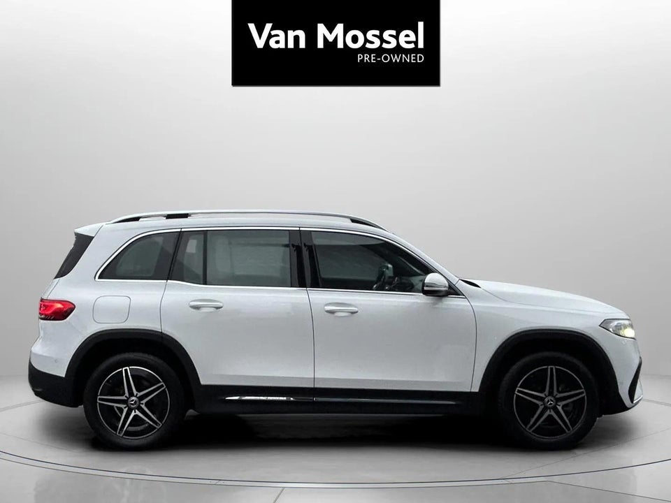 Mercedes EQB250 AMG Line 5d