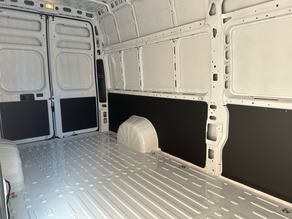 Fiat E-Ducato 42 Maxi 110 L4H3 Pro Kassevogn