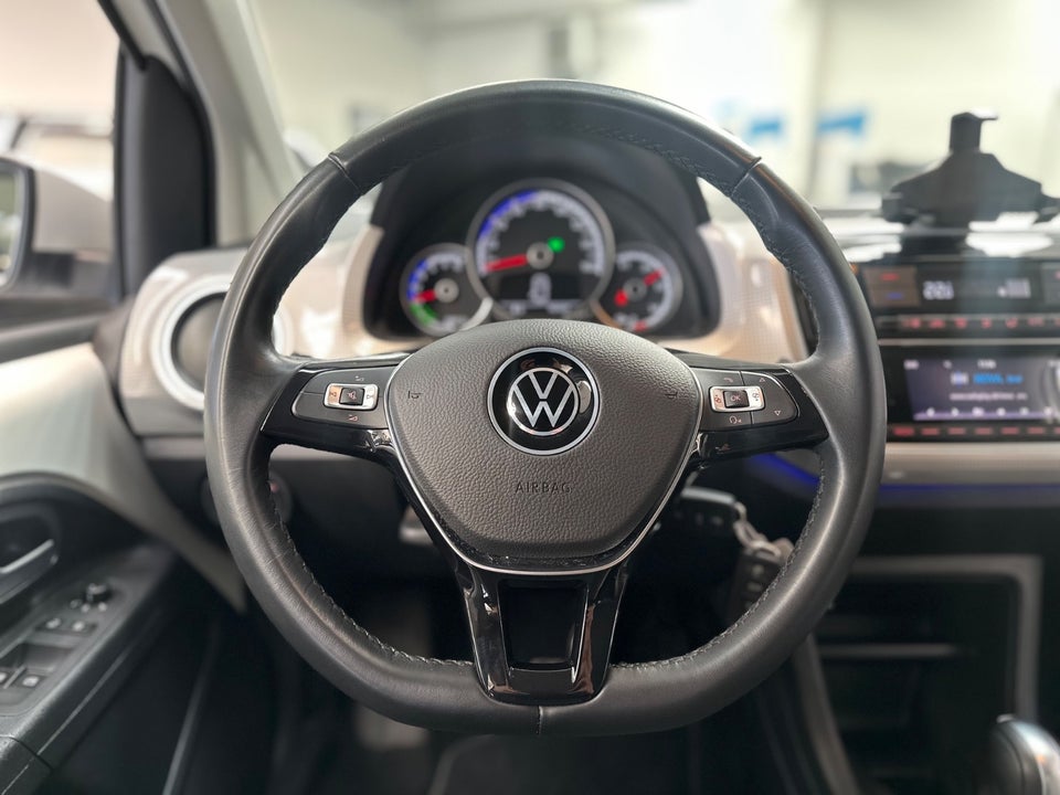 VW e-Up! Style Plus 5d
