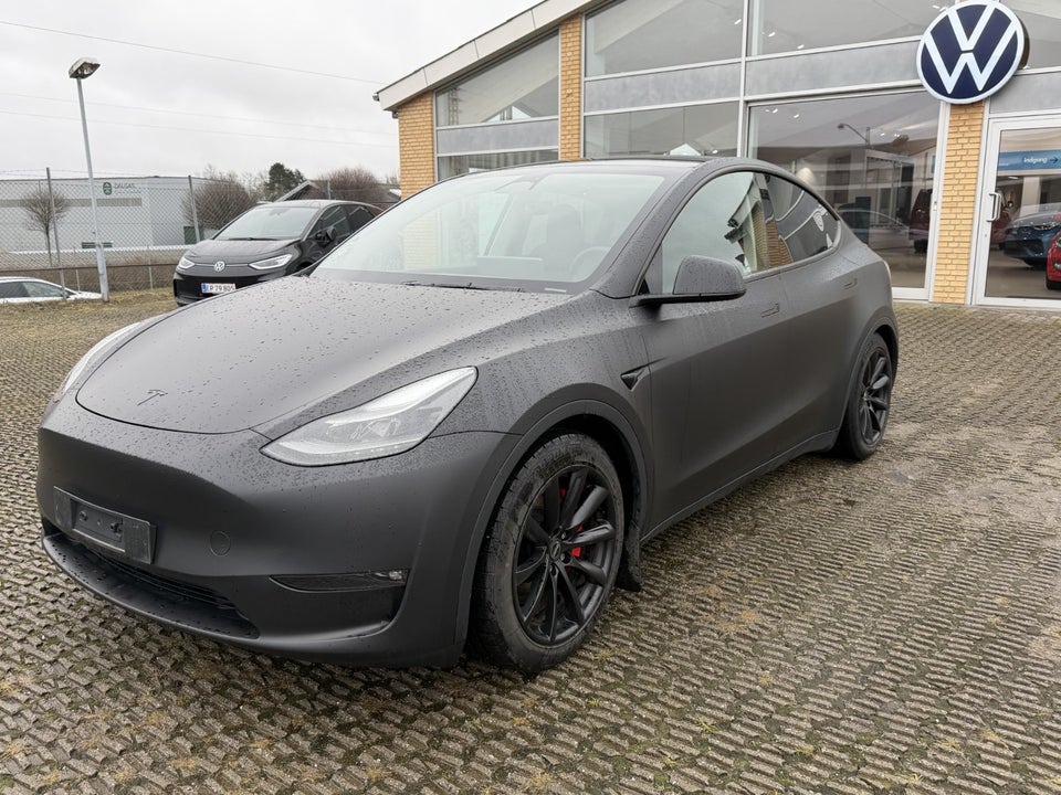 Tesla Model Y Performance AWD 5d
