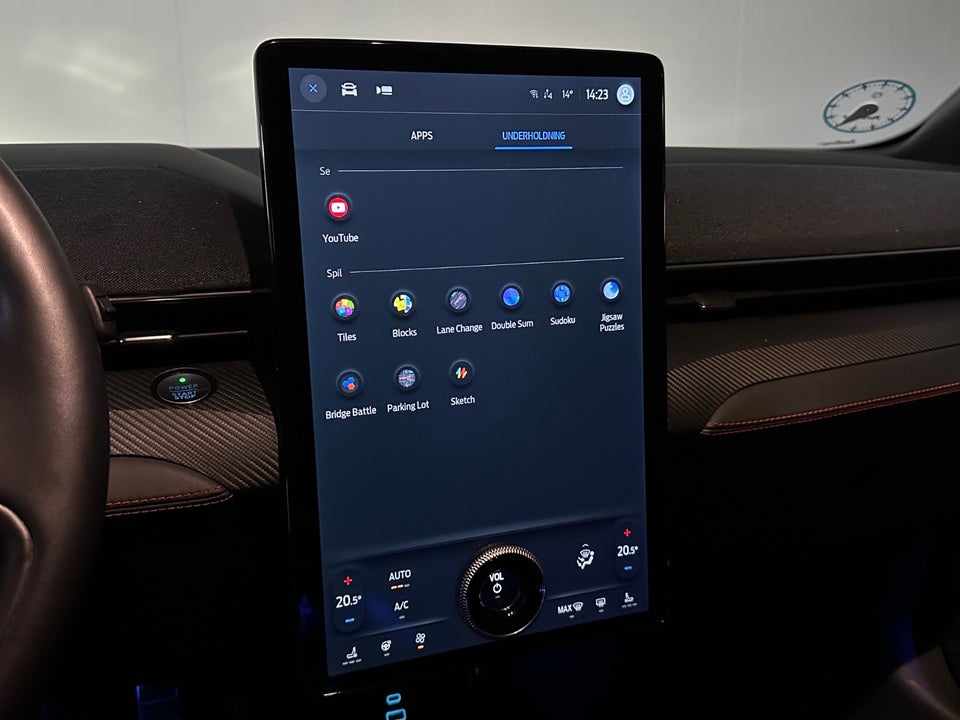 Ford Mustang Mach-E 75 Standard Range AWD 5d