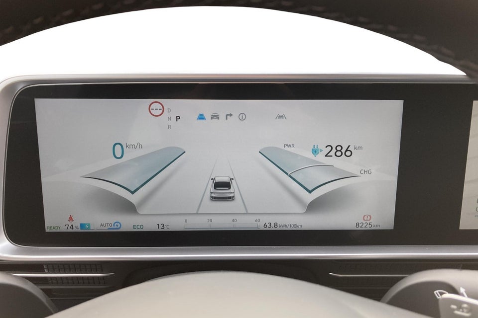 Hyundai Ioniq 6 77 Essential 4d