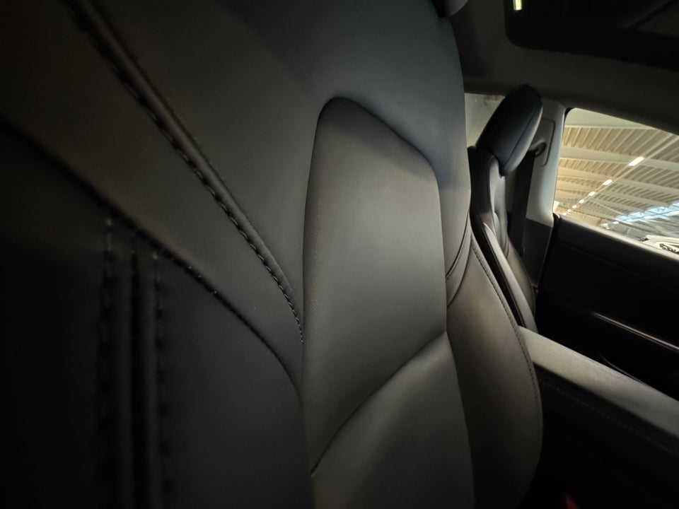 Tesla Model 3 Performance AWD 4d