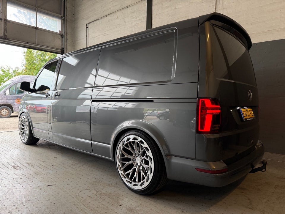 VW Transporter 2,0 TDi 150 Kassevogn DSG lang