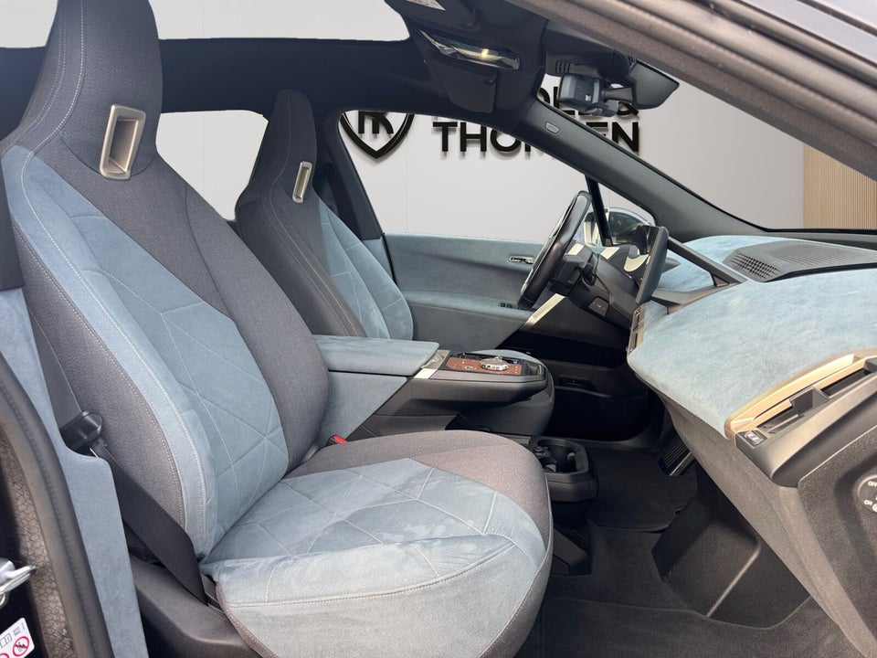 BMW iX xDrive40 5d