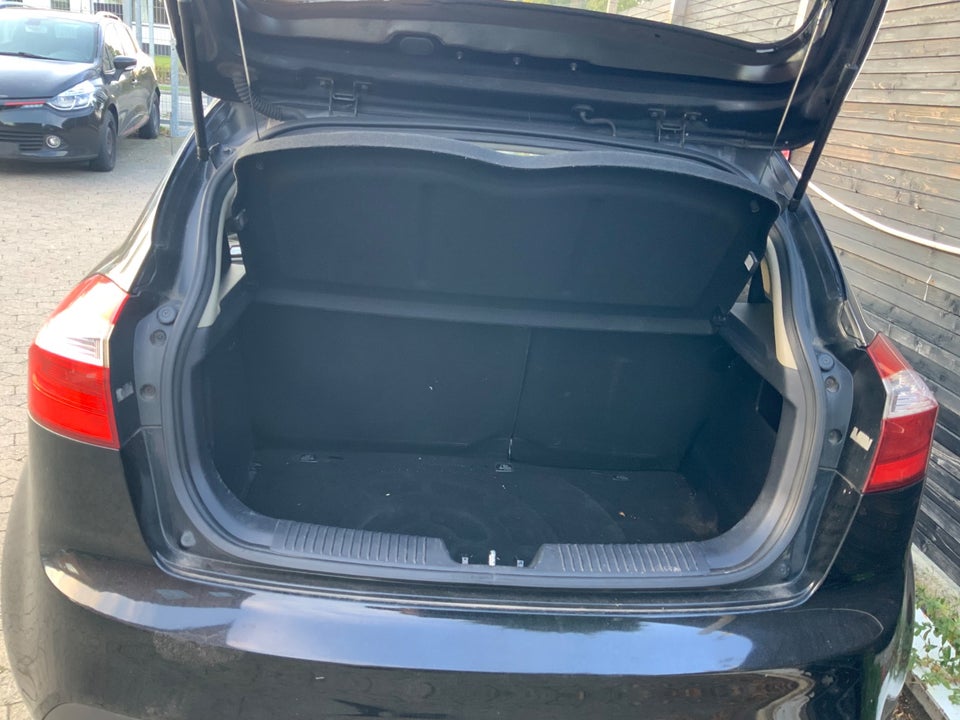 Kia Rio 1,2 CVVT Limited 5d