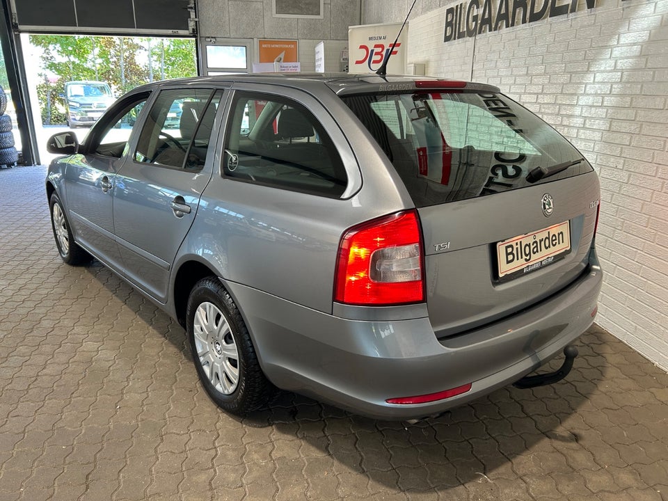 Skoda Octavia 1,4 TSi 122 Ambiente Combi 5d