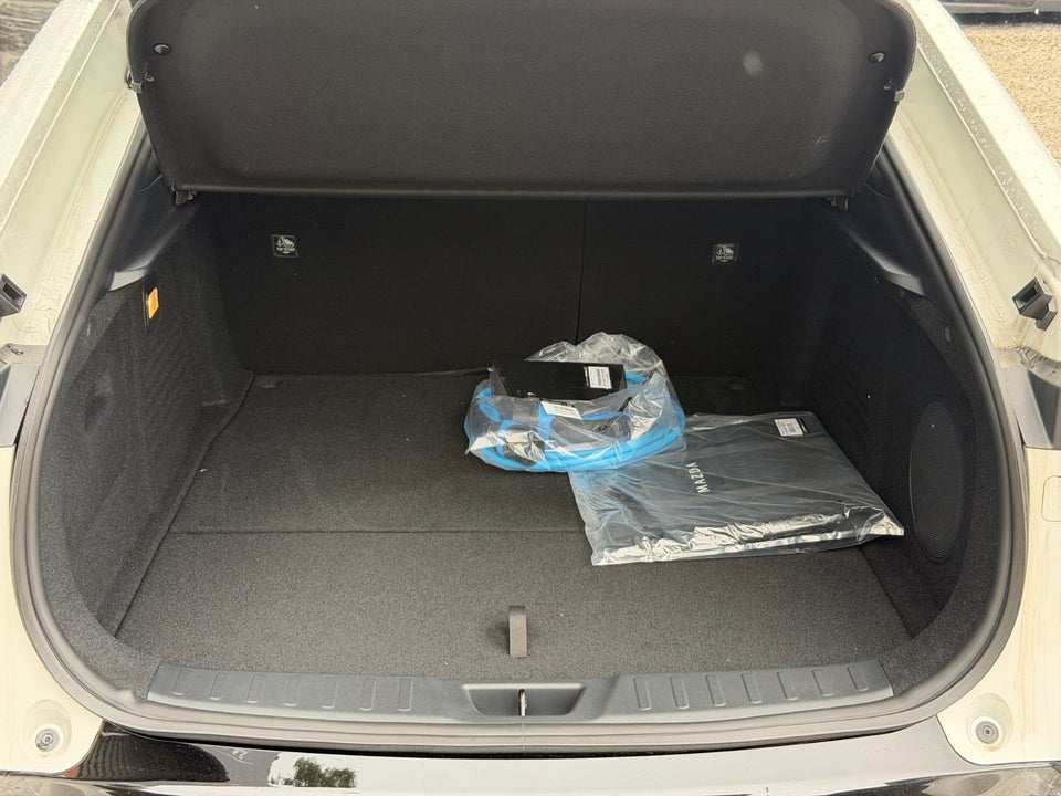 Mazda 6e Takumi Long Range 5d