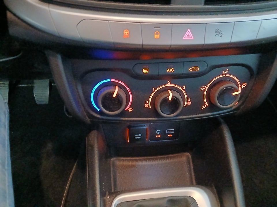 Fiat Tipo 1,4 16V Easy 5d
