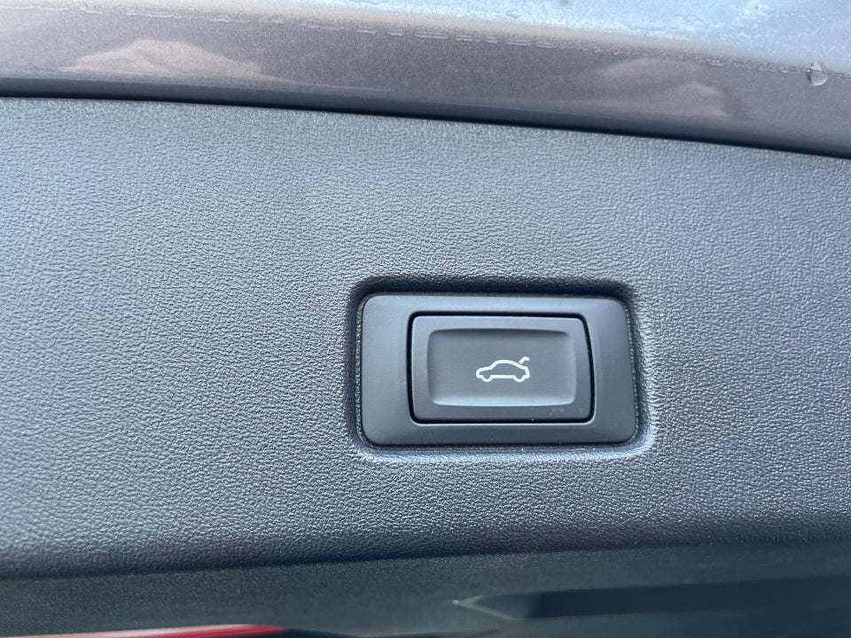 Audi Q4 e-tron 40 Attitude 5d