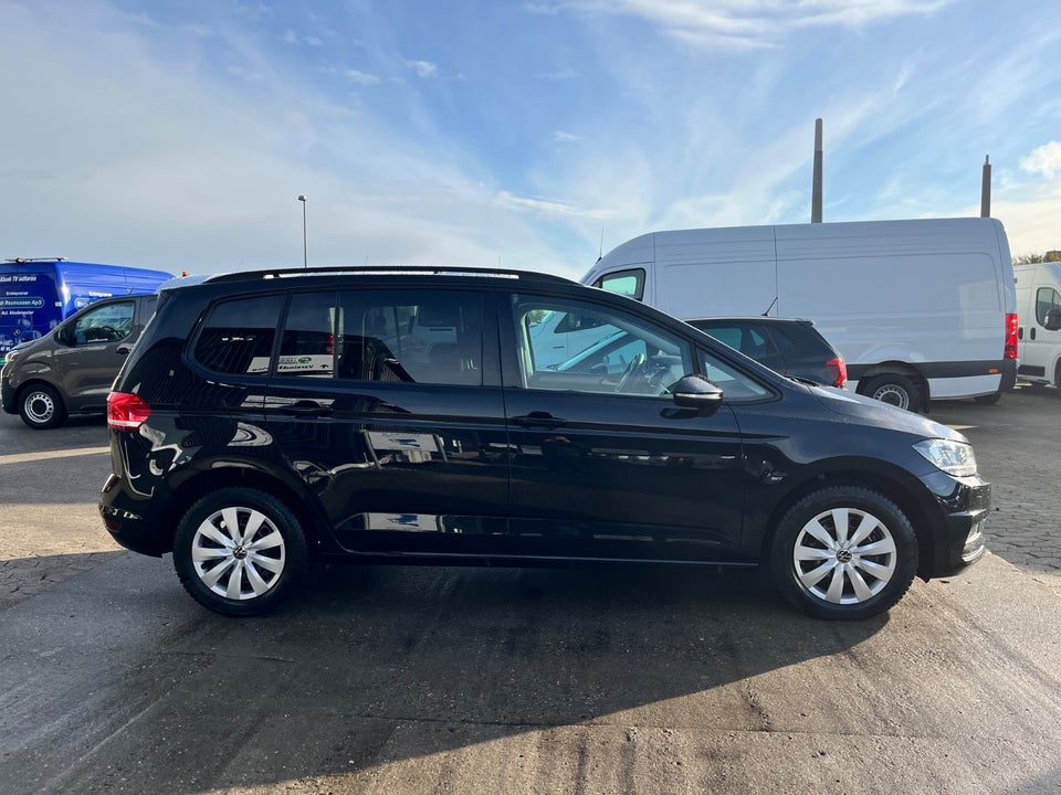 VW Touran 2,0 TDi 122 Comfortline Van 5d