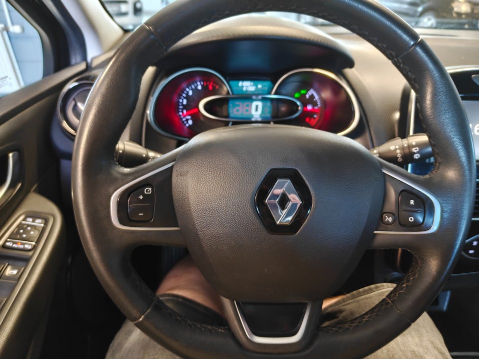 Renault Clio IV 1,5 dCi 90 Zen 5d