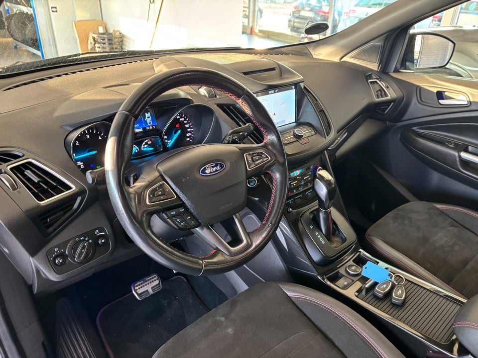 Ford Kuga 1,5 TDCi 120 ST-Line aut. 5d