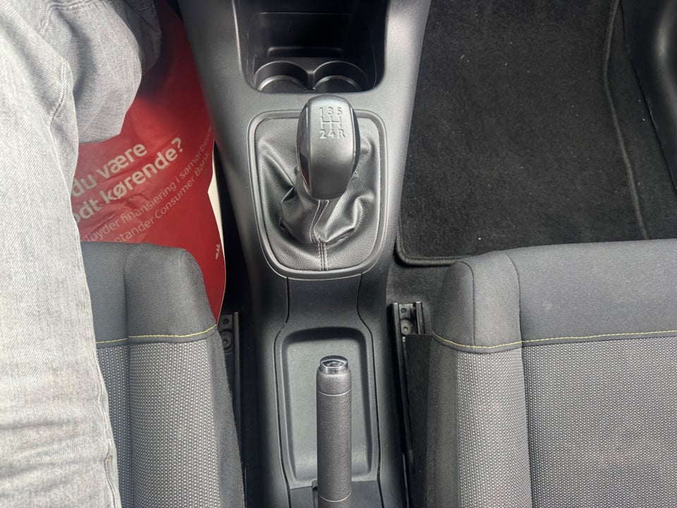 Citroën C3 1,2 PureTech 83 Shine 5d