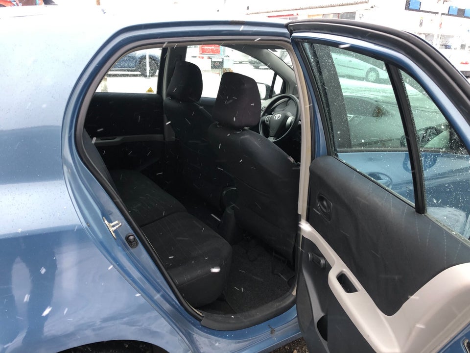 Toyota Yaris 1,3 Sol M/M 5d