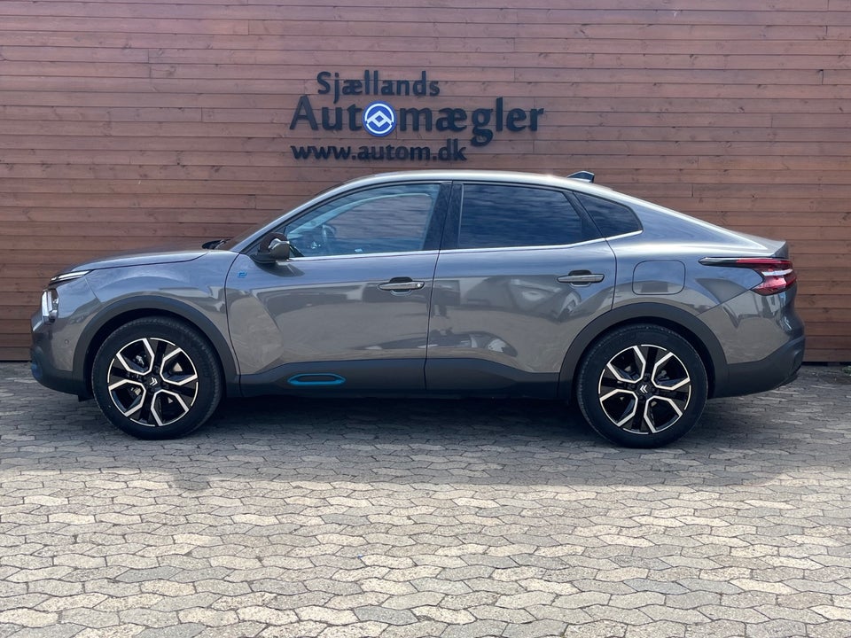 Citroën ë-C4 X 50 Shine 4d